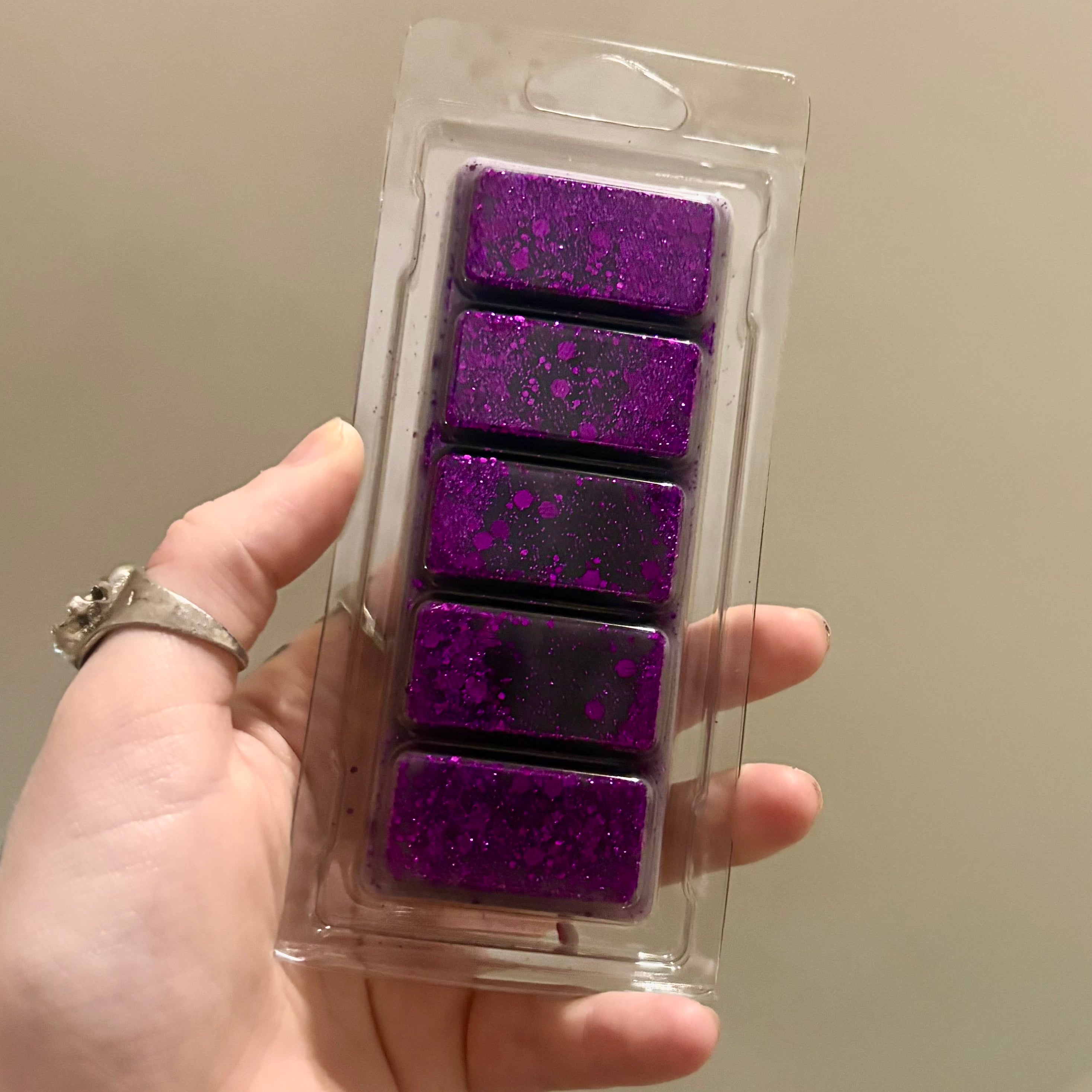 Blackberry & Bay Glitter Snap Bar